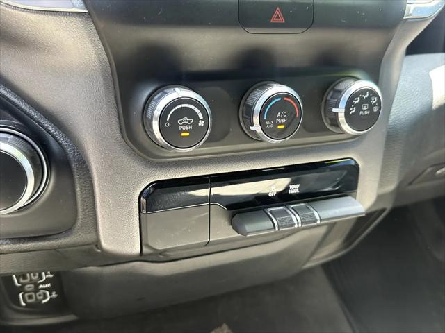 2022 Ram 1500 Big Horn Crew Cab 4x2 5'7" Box
