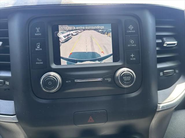 2022 Ram 1500 Big Horn Crew Cab 4x2 5'7" Box