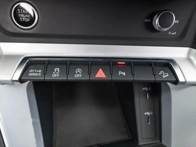 2023 Audi Q3 Premium 45 TFSI S line quattro Tiptronic
