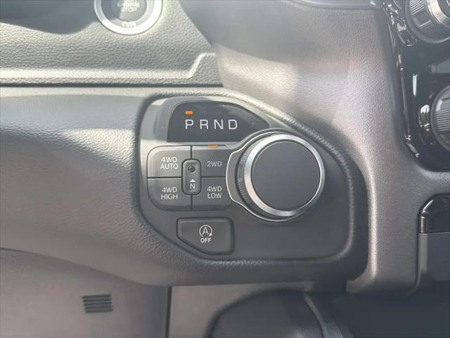 2026 Ram 1500 Big Horn Crew Cab 4x4 5'7" Box