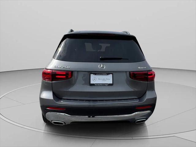2026 Mercedes-Benz GLB 4MATIC