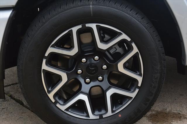 2026 Ram 1500 Laramie Crew Cab 4x4 57 Box