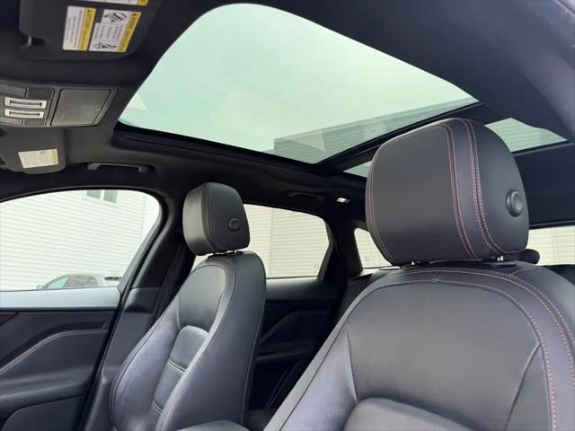 2017 Jaguar F-PACE 35t Prestige