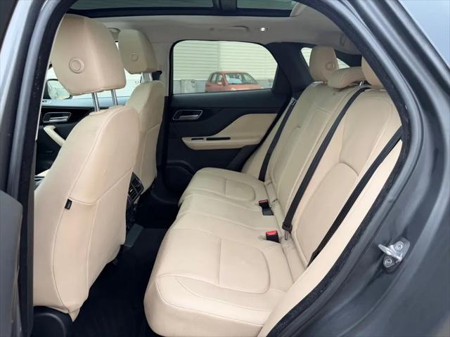 2018 Jaguar F-PACE 25t Premium