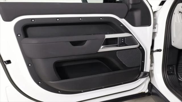 2023 Land Rover Defender 110 S