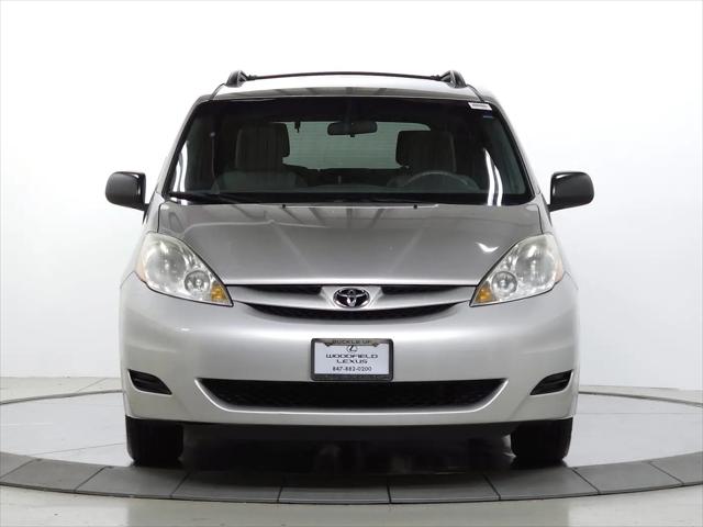 2009 Toyota Sienna LE