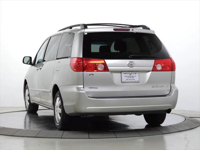 2009 Toyota Sienna LE