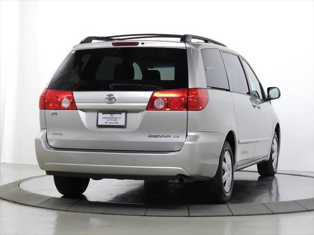 2009 Toyota Sienna LE