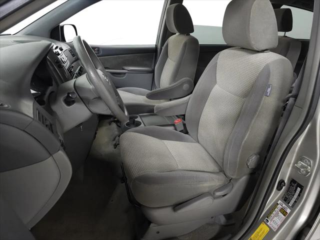 2009 Toyota Sienna LE