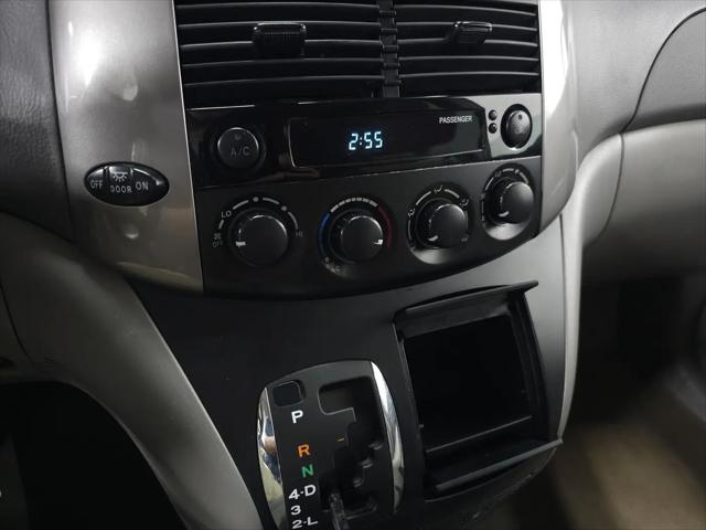 2009 Toyota Sienna LE
