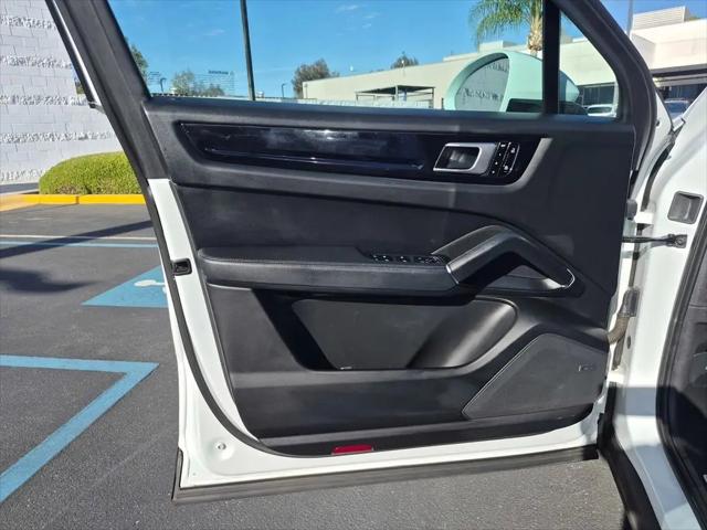 2021 Porsche Cayenne Cayenne