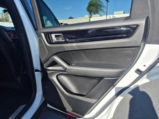 2021 Porsche Cayenne Cayenne