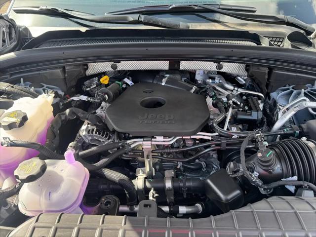 2026 Jeep Grand Cherokee L Altitude 4x2