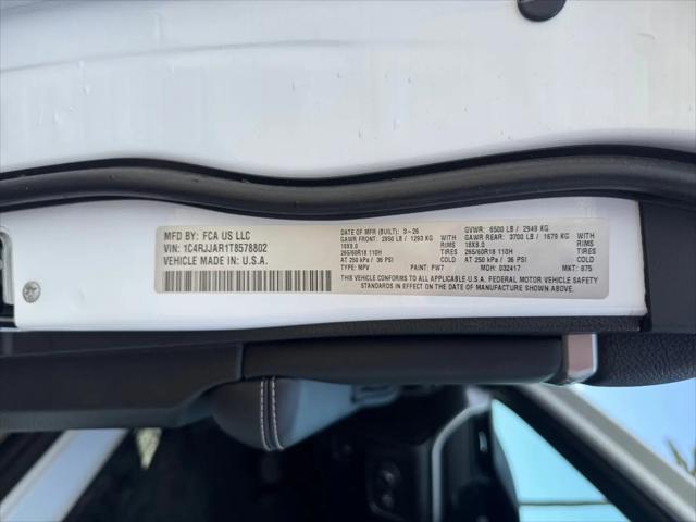 2026 Jeep Grand Cherokee L Altitude 4x2