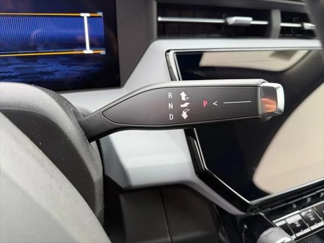2027 Chevrolet Bolt LT FWD