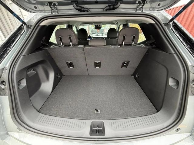 2027 Chevrolet Bolt LT FWD