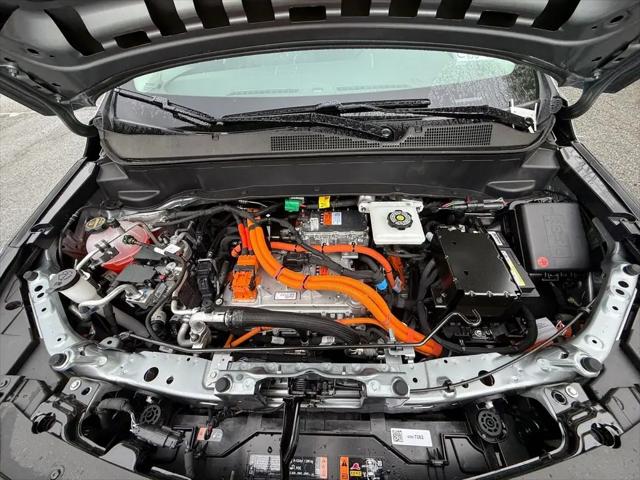 2027 Chevrolet Bolt LT FWD