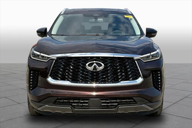 2022 INFINITI QX60 LUXE
