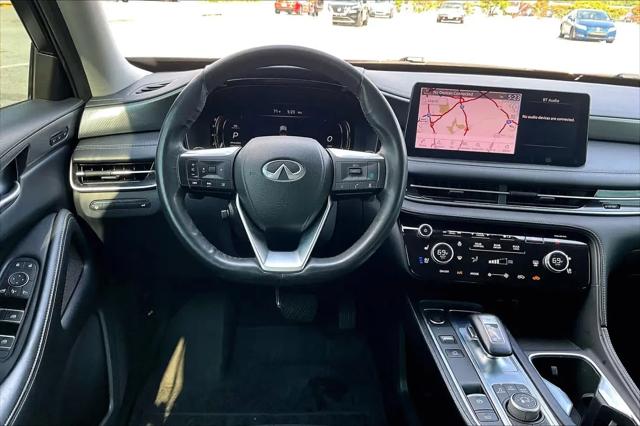 2022 INFINITI QX60 LUXE