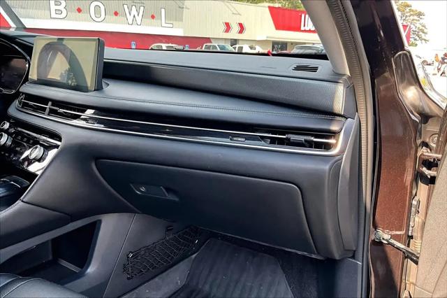 2022 INFINITI QX60 LUXE