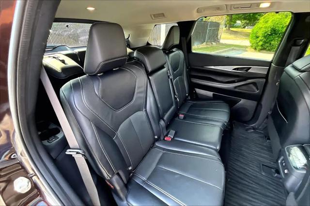 2022 INFINITI QX60 LUXE