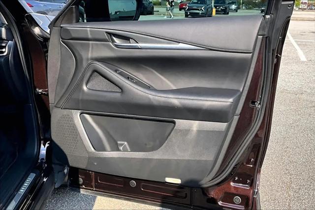2022 INFINITI QX60 LUXE