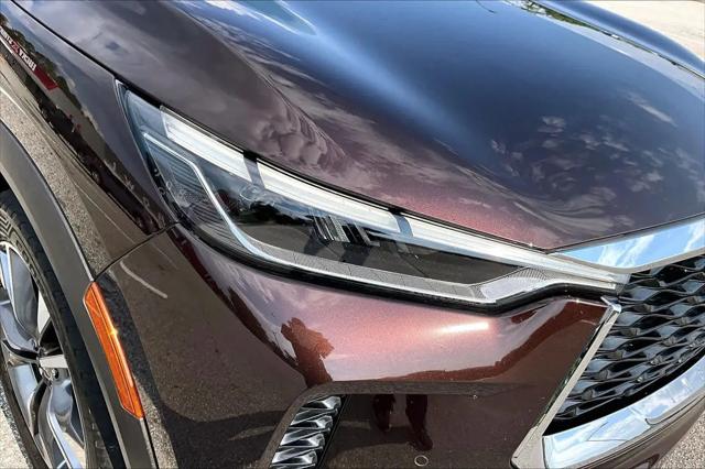 2022 INFINITI QX60 LUXE
