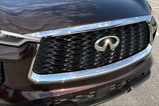 2022 INFINITI QX60 LUXE