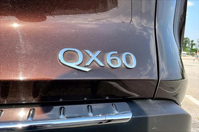 2022 INFINITI QX60 LUXE