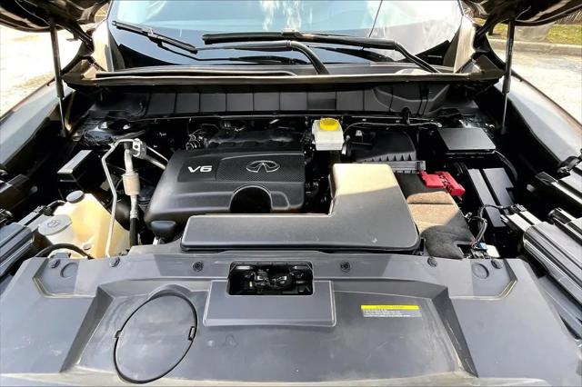 2022 INFINITI QX60 LUXE