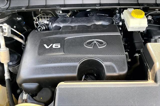 2022 INFINITI QX60 LUXE