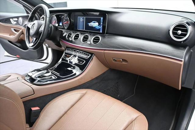 2017 Mercedes-Benz E-CLASS E 300 E 300