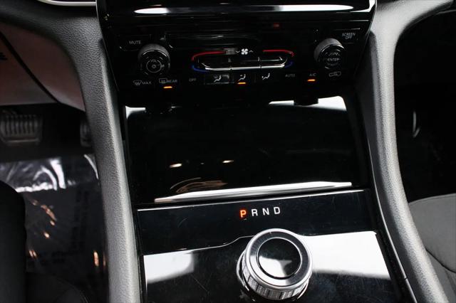 2024 Jeep Grand Cherokee L Laredo 4x2
