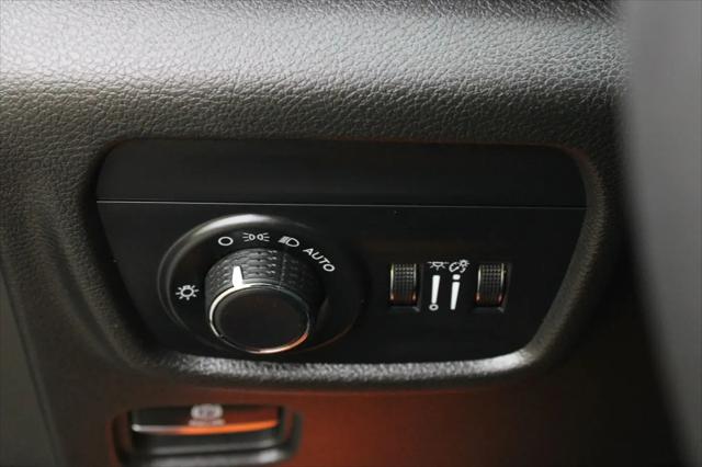 2024 Jeep Grand Cherokee L Laredo 4x2