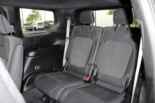2024 Jeep Grand Cherokee L Laredo 4x2