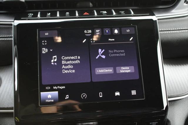2024 Jeep Grand Cherokee L Laredo 4x2