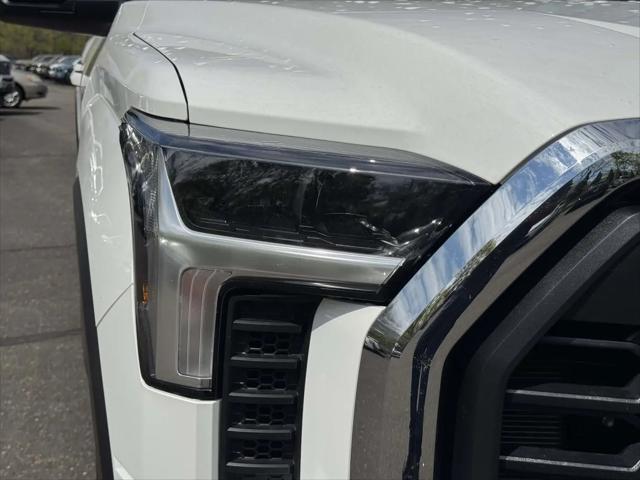 2026 Toyota Tundra SR5 CrewMax 5.5' Bed