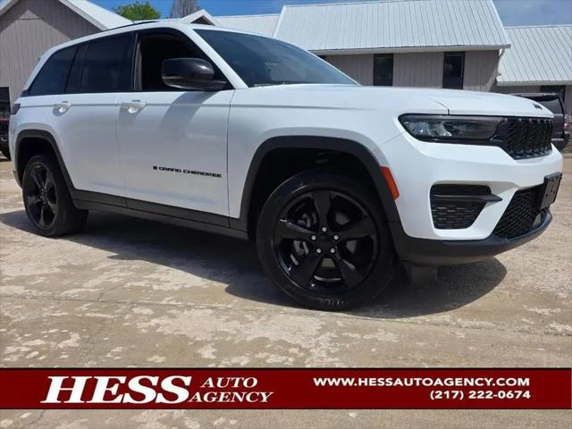 2023 Jeep Grand Cherokee Altitude 4x4 for sale in Quincy, IL