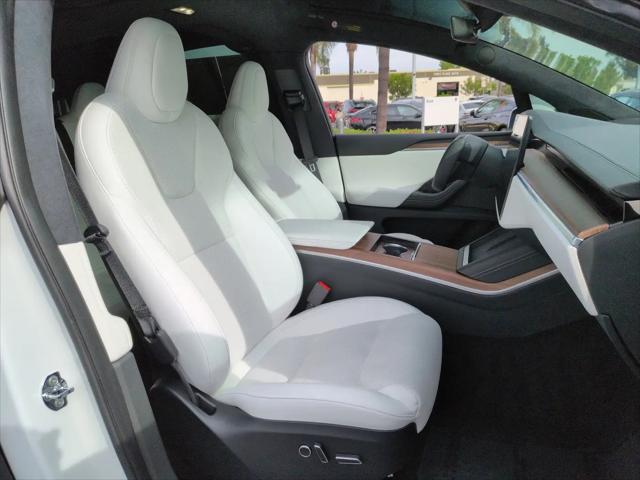 2024 Tesla Model X Long Range