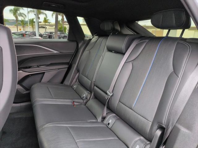 2025 Cadillac iQ Luxury 1 RWD
