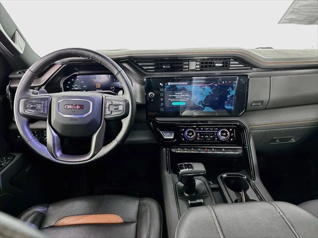 2025 GMC Sierra 1500 4WD Crew Cab Short Box AT4