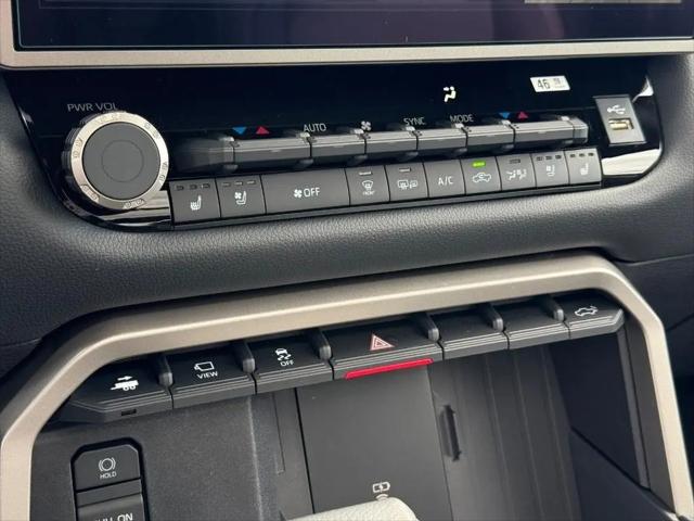 2026 Toyota Tundra Limited CrewMax 5.5' Bed