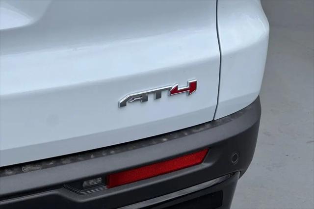 2026 GMC Acadia AT4 AWD