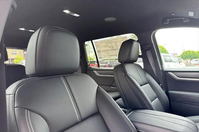 2026 GMC Acadia Elevation AWD