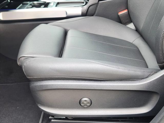 2025 Mercedes-Benz GLB GLB 250