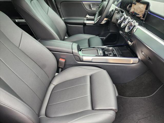 2025 Mercedes-Benz GLB GLB 250