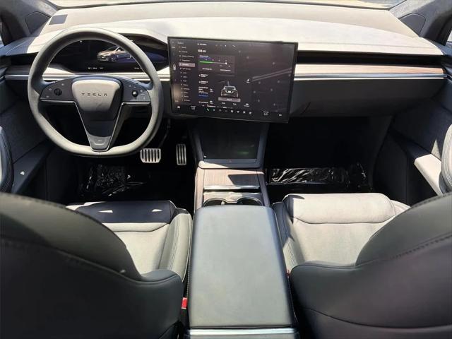2024 Tesla Model X Long Range