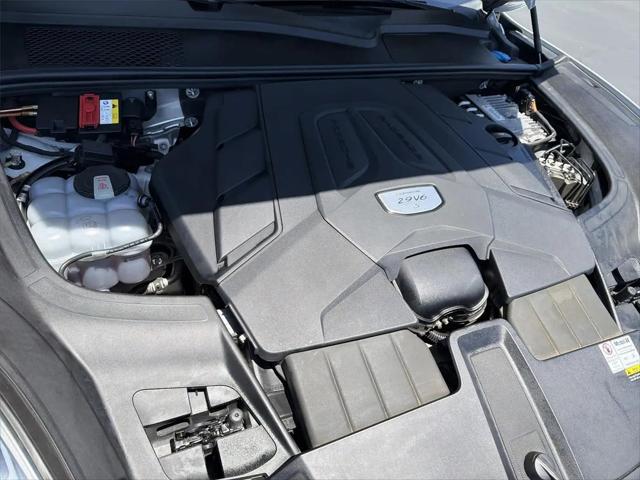 2022 Porsche Cayenne S