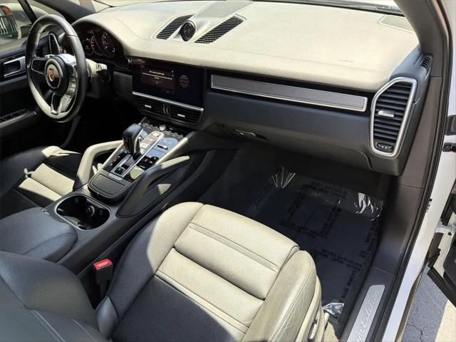 2022 Porsche Cayenne S