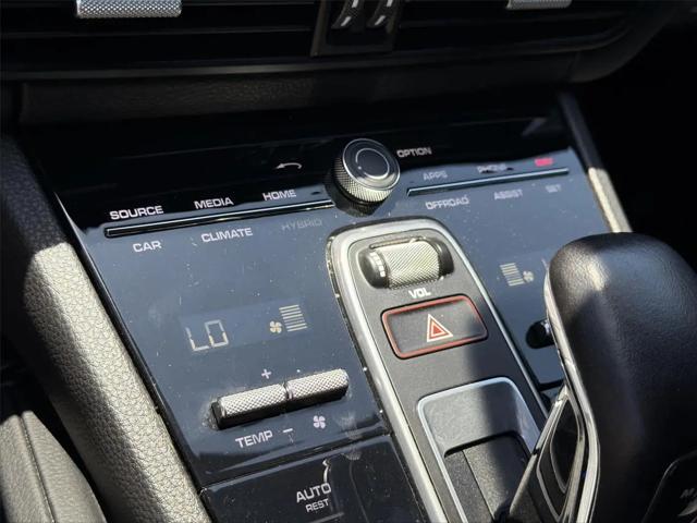 2022 Porsche Cayenne S